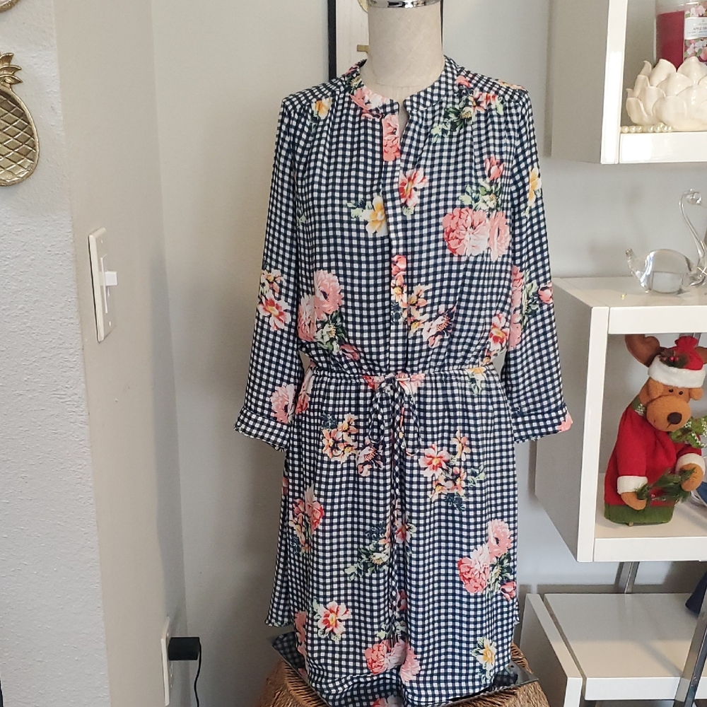 Signature Studio Floral Checkered Dressig, Size S